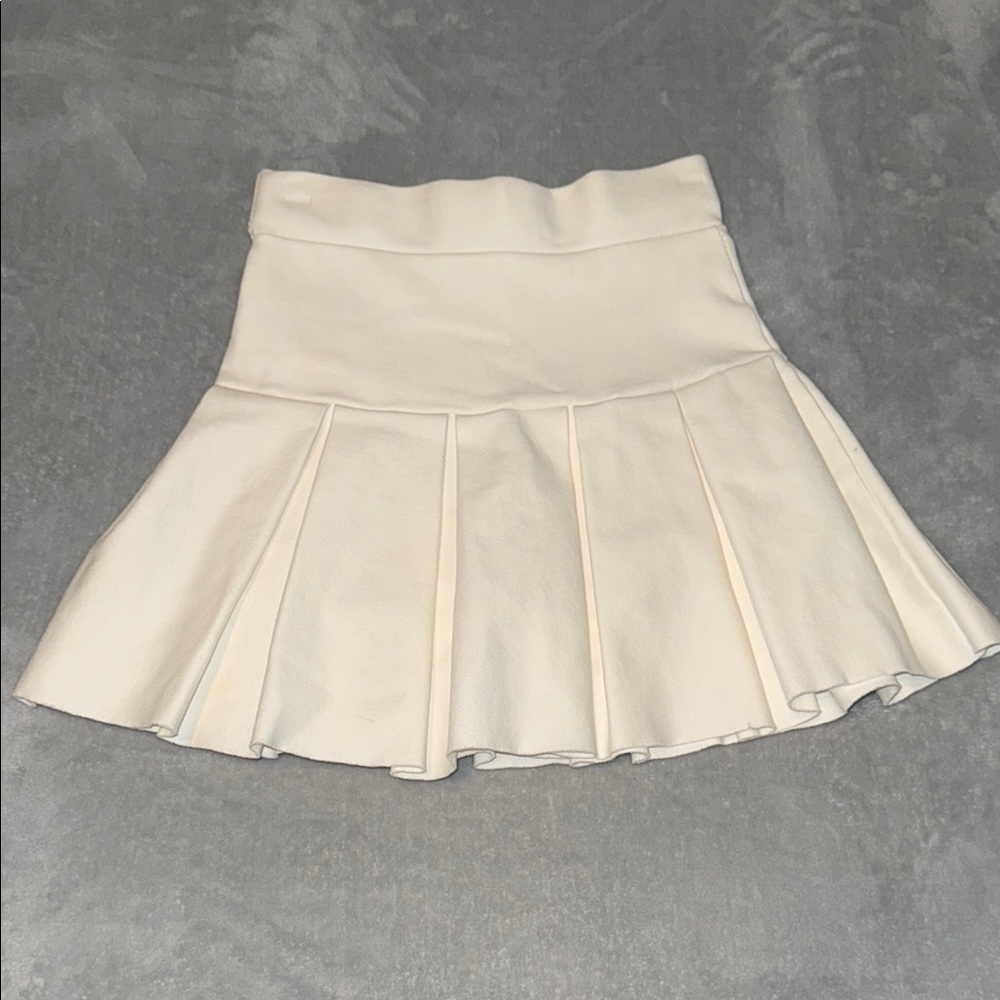 Elegant Cream Pleated Skirt